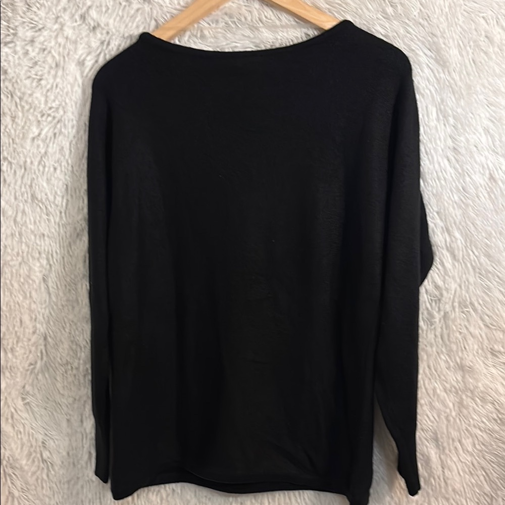 NWT Chico's Black sequined Long Sleeve sweater size Medium - Picture 8 of 8